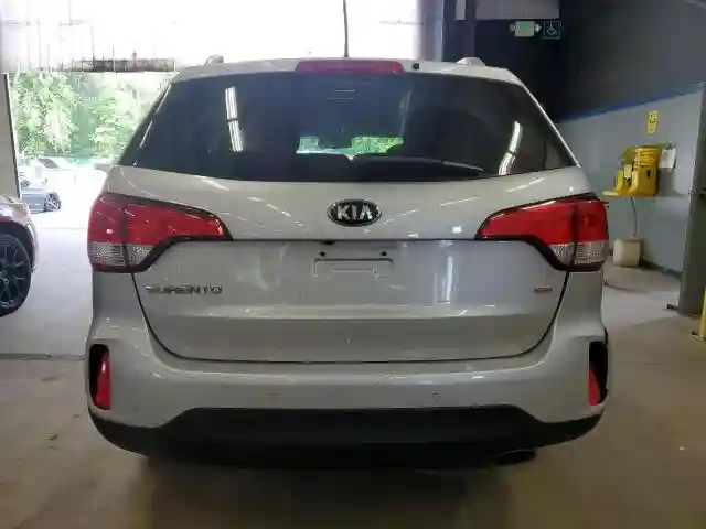 5XYKTDA75FG564152 2015 KIA SORENTO-5