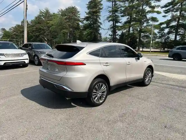 JTEAAAAH3MJ047207 2021 TOYOTA VENZA-3