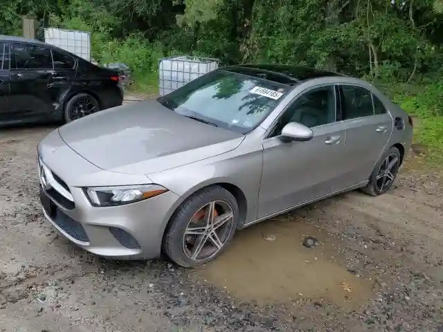 WDD3G4FB1KW035631 2019 MERCEDES-BENZ A-CLASS-0