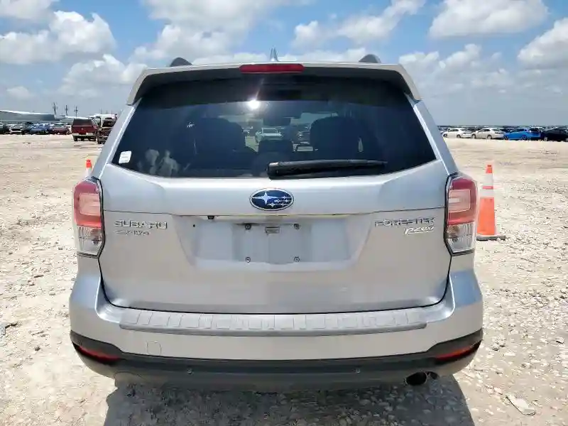 JF2SJAWC0HH566901 2017 SUBARU FORESTER-5
