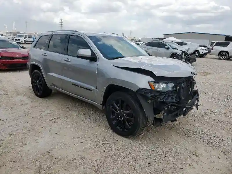 1C4RJEAG9LC245508 2020 JEEP GRAND CHEROKEE-3