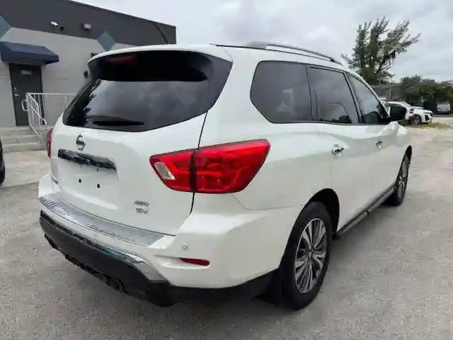 5N1DR2MM1HC627750 2017 NISSAN PATHFINDER-2