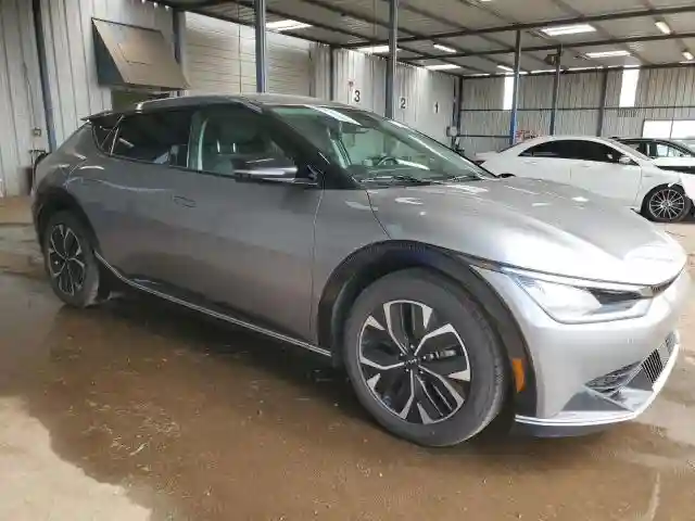 KNDC34LA6P5604133 2023 KIA EV6 LIGHT-3