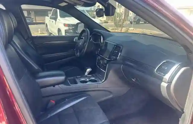 1C4RJEAGXKC596779 2019 JEEP GRAND CHEROKEE-4