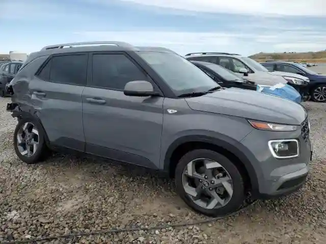 KMHRC8A39MU127362 2021 HYUNDAI VENUE-3