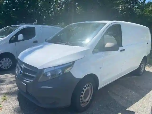 WD3PG2EA7H3321XXX 2017 MERCEDES-BENZ METRIS-1