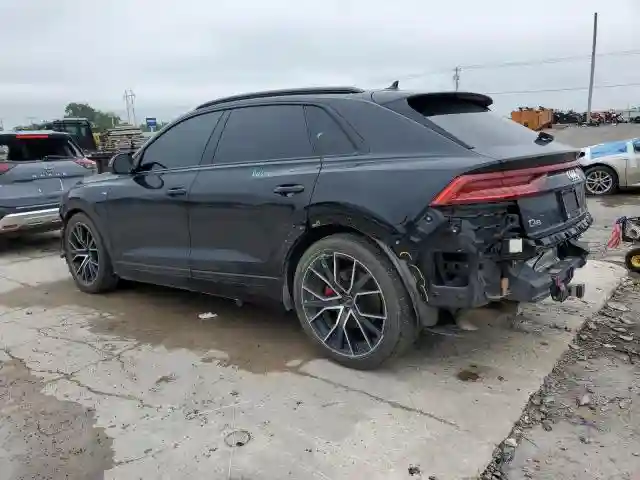 WA1FVAF15LD017787 2020 AUDI Q8-1