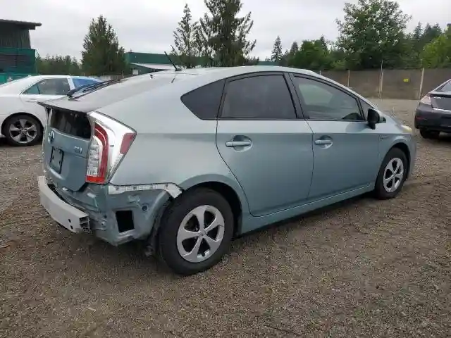 JTDKN3DU1F1872358 2015 TOYOTA PRIUS-2