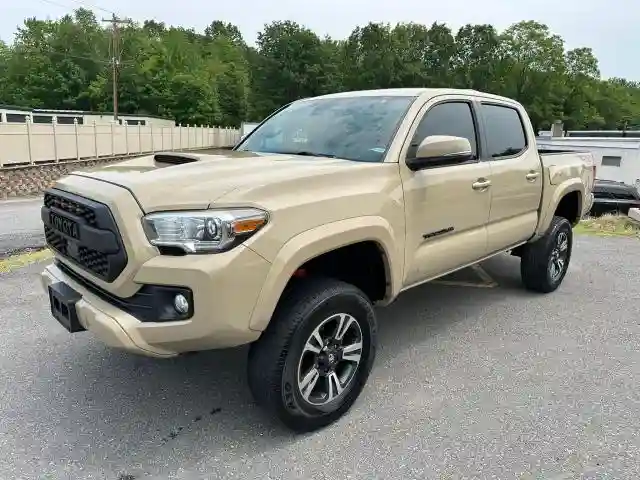 3TMCZ5AN2JM149793 2018 TOYOTA TACOMA-0