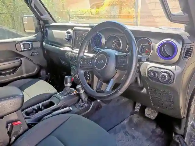 1C6JJTAM3ML508267 2021 JEEP GLADIATOR-4