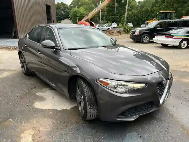 ZARFAEEN9H7544398 2017 ALFA ROMEO GIULIA-0
