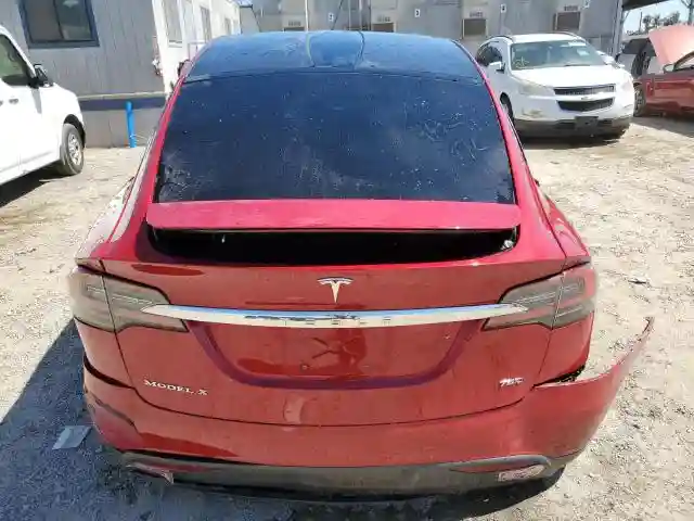 5YJXCBE24JF143676 2018 TESLA MODEL X-5