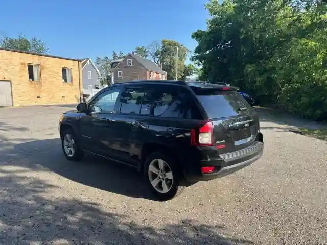 1C4NJDEB0GD587436 2016 JEEP COMPASS-2