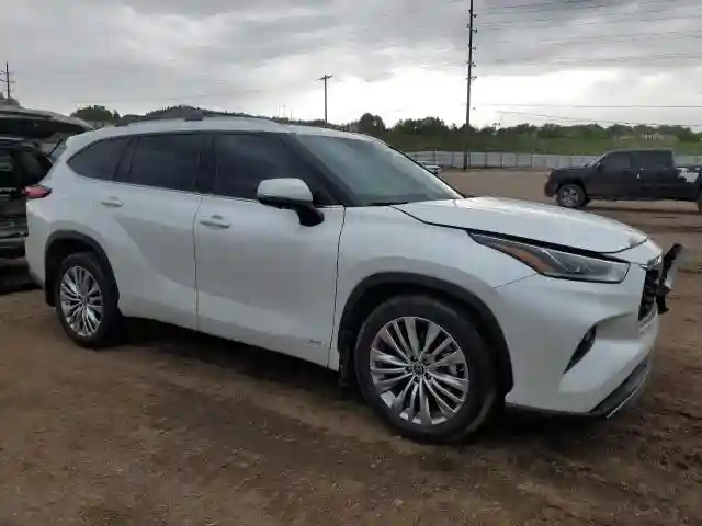 5TDEBRCH6PS127364 2023 TOYOTA HIGHLANDER-3