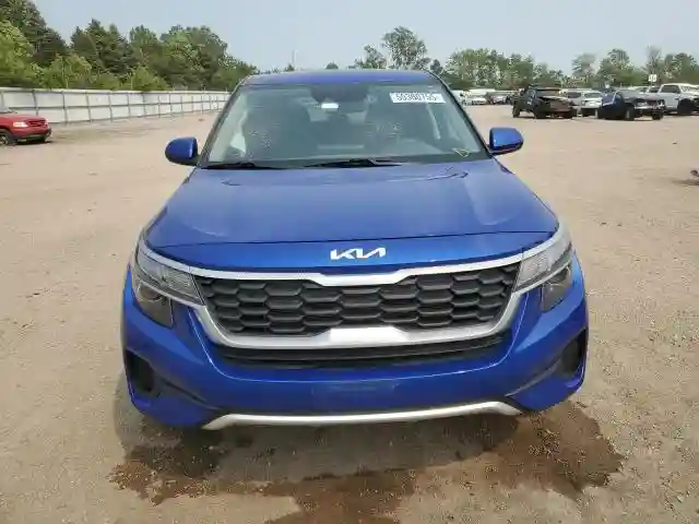 KNDEPCAA1P7459081 2023 KIA SELTOS-4