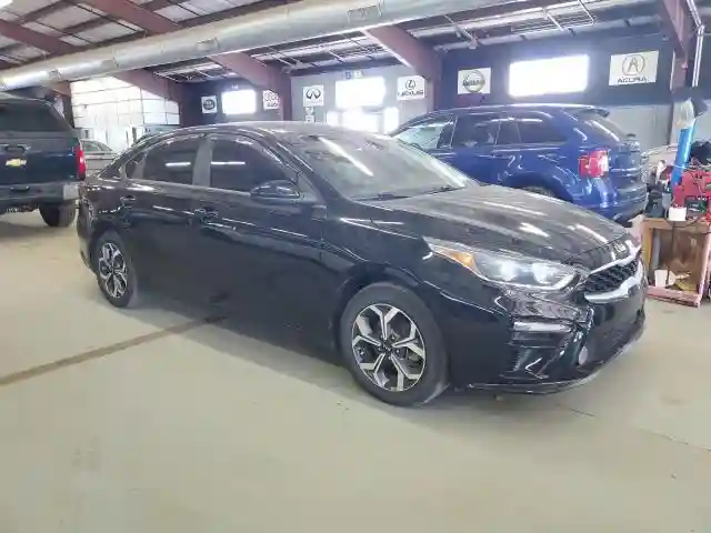 3KPF24AD3KE025191 2019 KIA FORTE-3