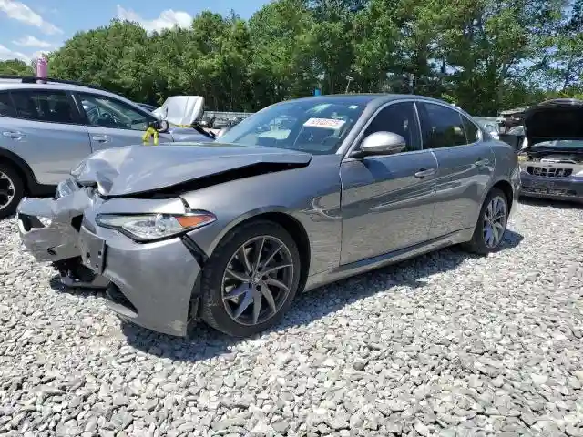 ZARFAEDN2H7555776 2017 ALFA ROMEO GIULIA-0