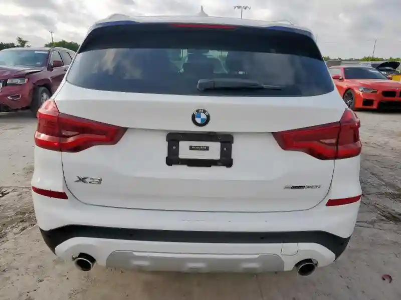 5UXTR7C50KLE94138 2019 BMW X3-5