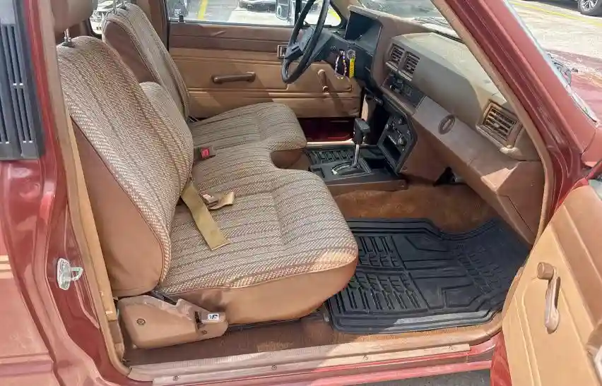 JT4RN56D9F5042940 1985 TOYOTA ALL OTHER-4
