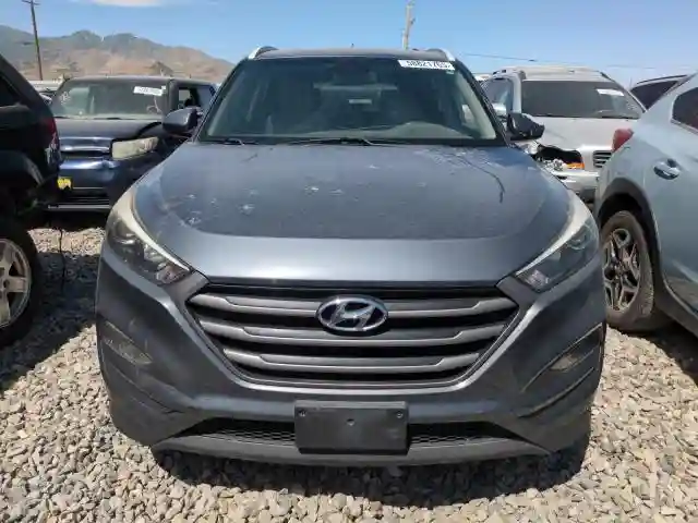 KM8J3CA40GU090117 2016 HYUNDAI TUCSON-4