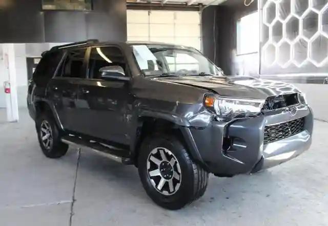 JTEBU5JRXK5618760 2019 TOYOTA 4RUNNER-0