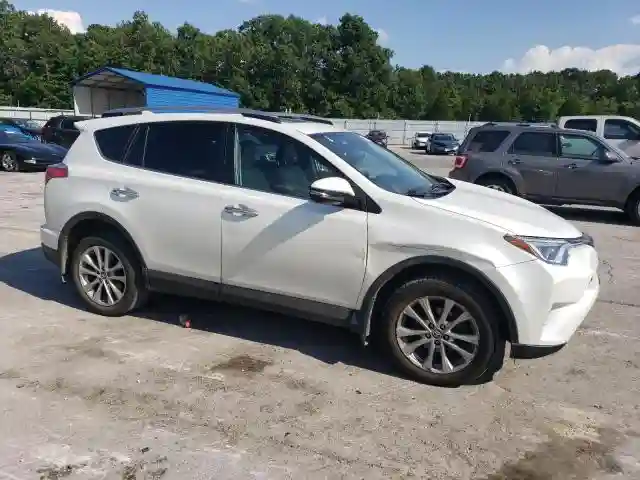 2T3DFREV1JW850385 2018 TOYOTA RAV4-3