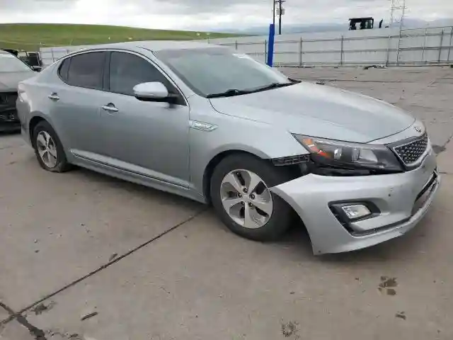 KNAGM4AD9G5099486 2016 KIA OPTIMA-3
