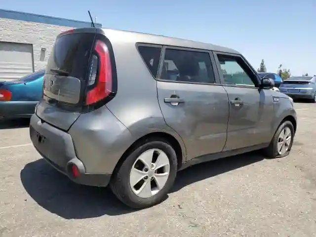 KNDJN2A25G7323379 2016 KIA SOUL-2