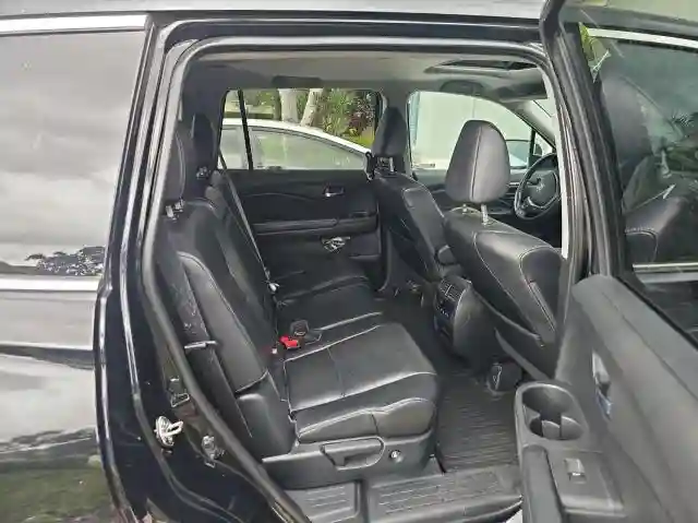 5FNYF5H59JB001424 2018 HONDA PILOT-5