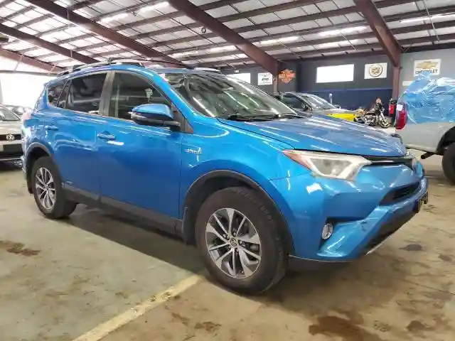 JTMRJREV8JD193702 2018 TOYOTA RAV4-3