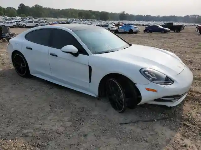 WP0AA2A7XJL103449 2018 PORSCHE PANAMERA-3