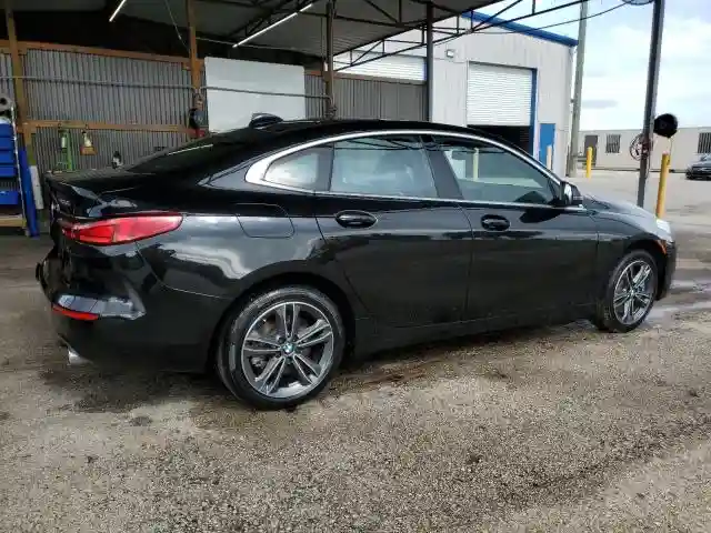 WBA53AK06R7R11919 2024 BMW 2 SERIES-2