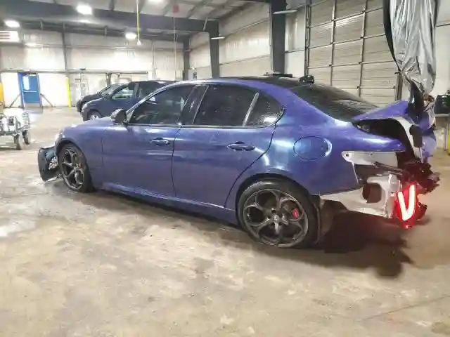 ZARFAMBN2L7626139 2020 ALFA ROMEO GIULIA-1