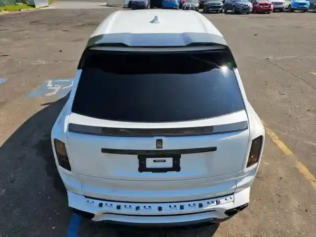 SLATV8C06MU205174 2021 ROLLS-ROYCE CULLINAN B-5