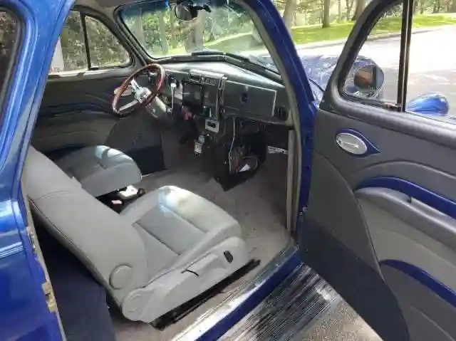 0011891 1940 CHEVROLET DELUXE-4