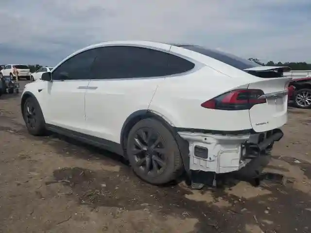 5YJXCBE26JF120321 2018 TESLA MODEL X-1