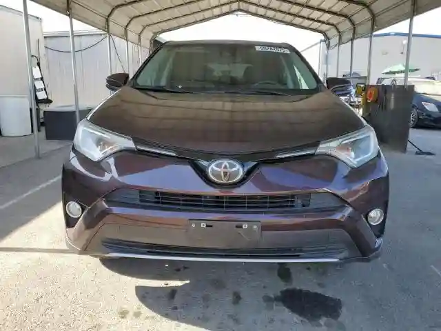 2T3WFREVXJW499386 2018 TOYOTA RAV4-4
