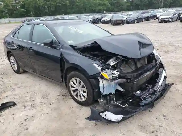 4T1BF1FK4HU744559 2017 TOYOTA CAMRY-3