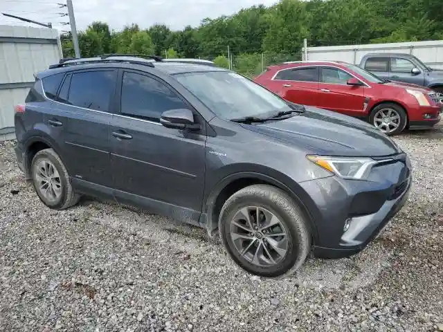 JTMRJREV1HD121881 2017 TOYOTA RAV4-3