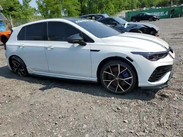 WVWEB7CD9PW147996 2023 VOLKSWAGEN GOLF-3