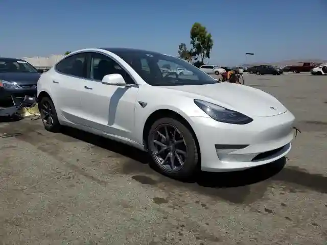 5YJ3E1EAXKF466755 2019 TESLA MODEL 3-3