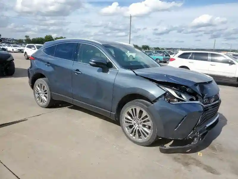 JTEAAAAH8MJ025574 2021 TOYOTA VENZA-3