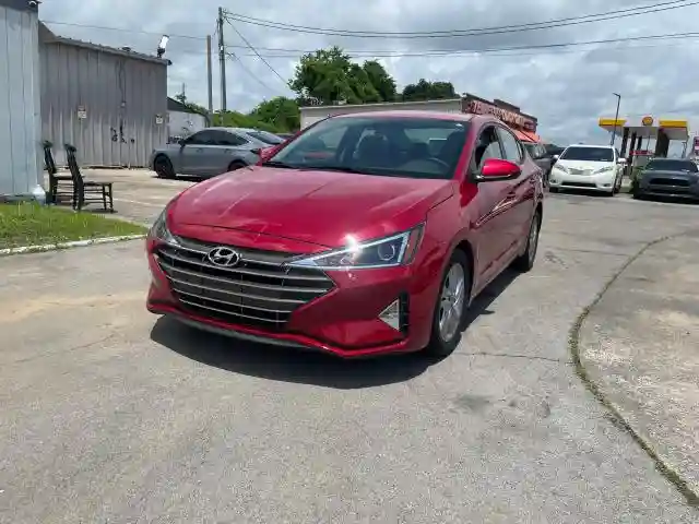5NPD84LF2LH588105 2020 HYUNDAI ELANTRA-1