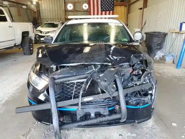 1FAHP2MK4JG140847 2018 FORD TAURUS-4