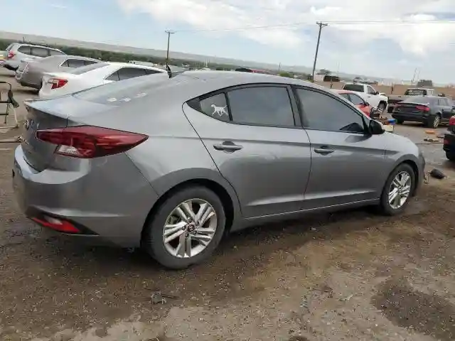 5NPD84LF2KH456010 2019 HYUNDAI ELANTRA-2