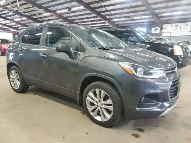 3GNCJRSB8HL281709 2017 CHEVROLET TRAX-3