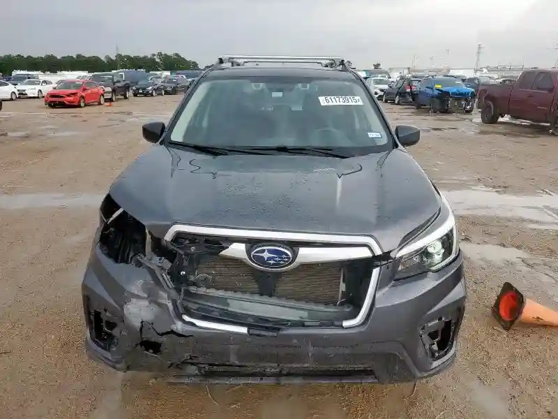 JF2SKADC4MH593982 2021 SUBARU FORESTER-4