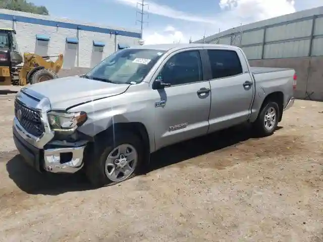 5TFDY5F1XJX748190 2018 TOYOTA TUNDRA-0