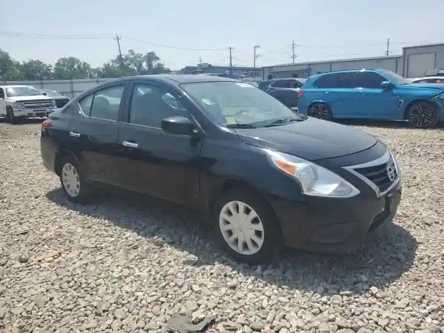 3N1CN7AP3JL823144 2018 NISSAN VERSA-3