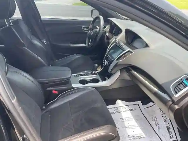 19UUB1F63KA003695 2019 ACURA TLX-4